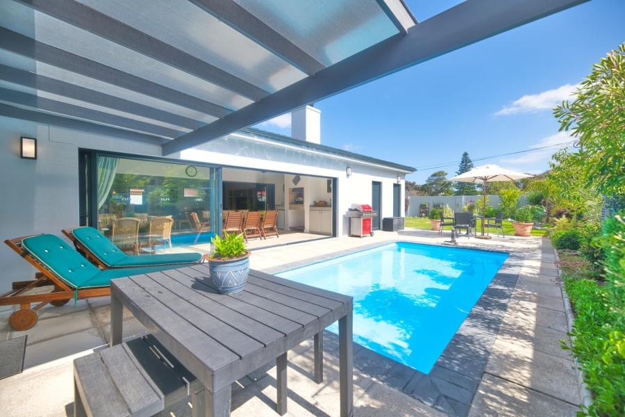 To Let 3 Bedroom Property for Rent in Northcliff Western Cape